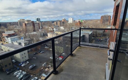 5620 South Street – The James