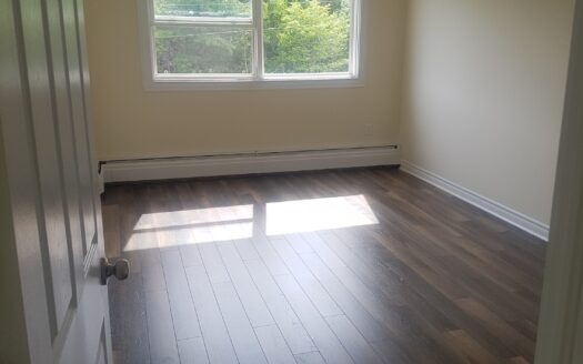 55 Gristmill Court – Unit 210 – 2 Bedroom – $1995 – Available NOW!