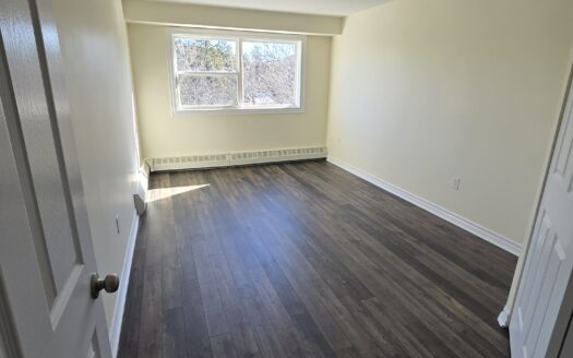 23 Gristmill Court – Unit 103 – 2 Bedroom Unit – Available NOW – $1995