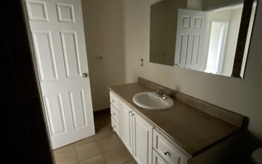 23 Gristmill Court – Unit 204 – 2 Bedroom Unit – Available December 15th – $1995