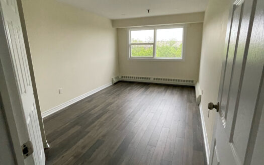 23 Gristmill Court – Unit 204 – 2 Bedroom Unit – Available December 15th – $1995