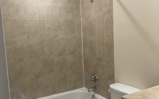 249 Windmill Road Harbourshore – Unit 117 – 2 Bedroom Apartment Available Dec 15th – $1795.00