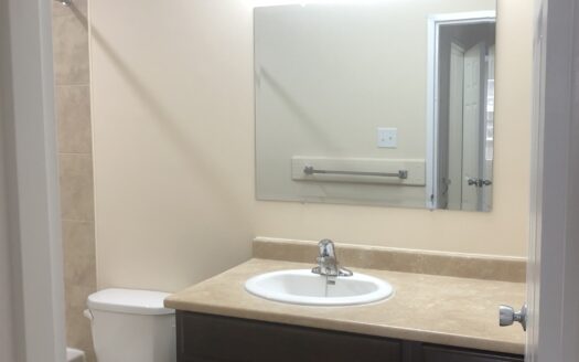 249 Windmill Road Harbourshore – Unit 117 – 2 Bedroom Apartment Available Dec 15th – $1795.00