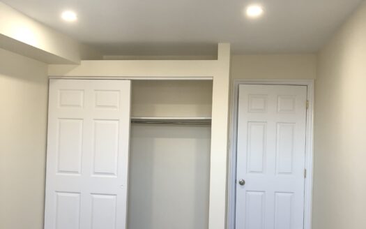 251 Windmill Road – Unit 448 – Renovated 2-Bedroom Apartment – $1795 – Available November 1st
