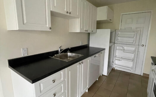 23 Gristmill Court – Unit 204 – 2 Bedroom Unit – Available December 15th – $1995