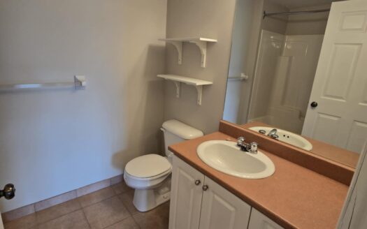 20 Larry Uteck – Carlton Ridge – 1 Bedroom Apartment – Unit 306 – Available Feb 15th – $1995