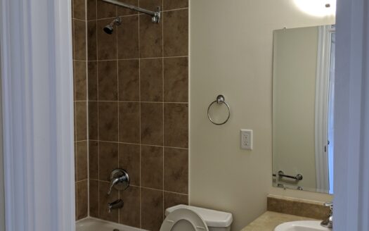 7 Mandaville Court – Unit 14 – 1 Bedroom Unit – December 1st -$1595.00