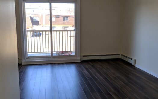 7 Mandaville Court – Unit 14 – 1 Bedroom Unit – December 1st -$1595.00