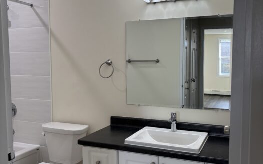 249 Windmill Road – Unit 424 – 1 Bedroom Apartment – $1595.00 – Available January 1st