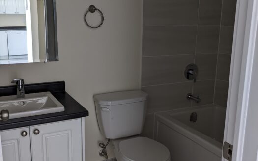 132 Old Sambro Road – 1 Bedroom Apartment – Unit 318 – $1495 – Available January 1st