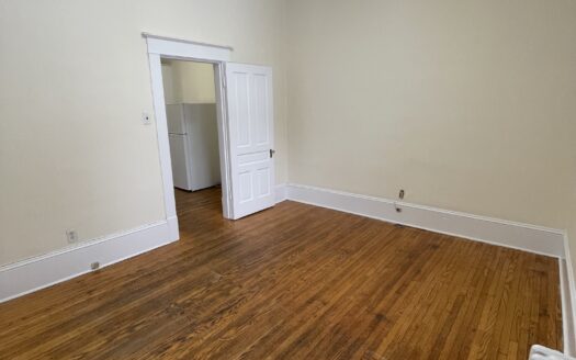 1152 South Park Street | Unit 1 | 1 Bedroom | Near Dalhousie | $1595.00 | Available March 1st