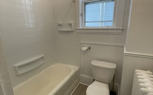 1152 South Park Street | Unit 1 | 1 Bedroom | Near Dalhousie | $1595.00 | Available March 1st