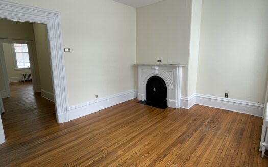 1152 South Park Street | Unit 1 | 1 Bedroom | Near Dalhousie | $1595.00 | Available March 1st