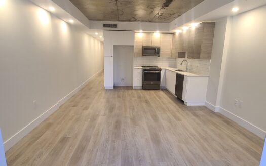 Executive Luxury 1-Bedroom | Unit 1003 – Stunning City Views | $2095/Month – Available July 3rd, 2026