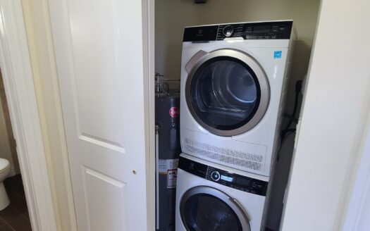 5620 South Street | Executive Downtown Luxury 2-Bedroom | The James – Unit 707 | $2,495/Month – Available September 1st, 2026