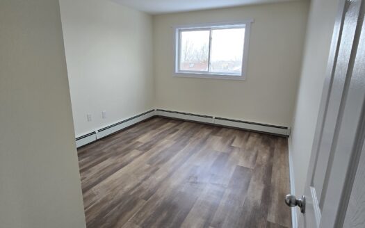 15 Borden Street | Renovated 1-Bedroom with Private Balcony | Unit 2 | $1,595/Month – Available NOW or June 1st, 2026