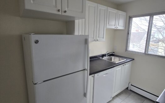 223 Windmill Road | Waterfront 2-Bedroom Apartment | Unit 401 | $1,750/Month – Available May 1st, 2026