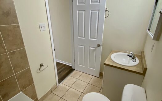 132 Old Sambro Road – Renovated & Spacious 2-Bedrooms | MacIntosh Pointe | Available August 1st, 2026 $1695 – Available NOW!