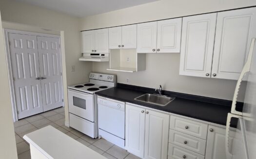 4 Mandaville Court | Sun-Filled 1-Bedroom at Mt. Royale | Unit 303 | $1,595/Month – Available July 1st, 2026