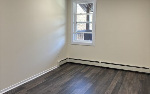 249 Windmill Road | Renovated Waterfront 1-Bedroom | Unit 520 | $1,595/Month – Available July 1st, 2026