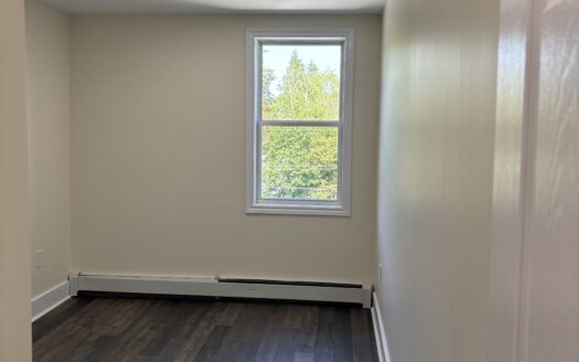 249 Windmill Road | Fully Renovated Waterfront 1-Bedrooms | September Move-In | $1,595/Month β Available September 1st, 2026
