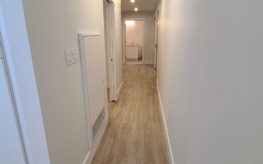 1471 South Park Street | Executive Luxury 2-Bedroom | Unit 302 | $2,695/Month – Available August 1st, 2026