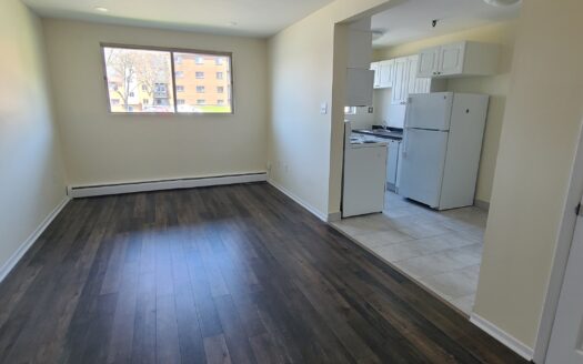 223 Windmill Road Dartmouth | Waterfront 1-Bedrooms | Openings for September 1st $1,550/Month – Premium Scenic Living