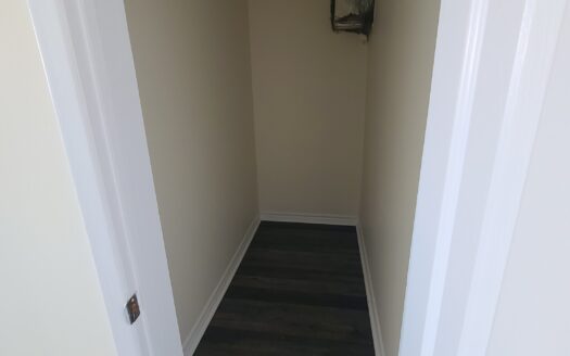 223 Windmill Road Dartmouth | Waterfront 1-Bedrooms | Openings for September 1st $1,550/Month – Premium Scenic Living