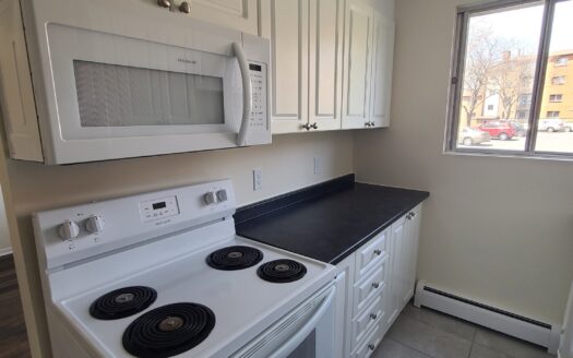 223 Windmill Road Dartmouth | Waterfront 1-Bedrooms | Openings for September 1st $1,550/Month – Premium Scenic Living