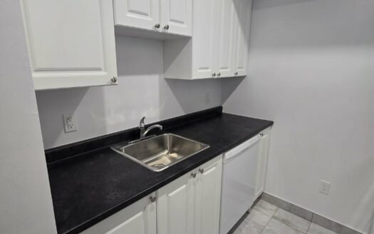 153 North Street | Fully Renovated 2-Bedroom Apartment | Unit 3 $1,695/Month – Available July 1st, 2026