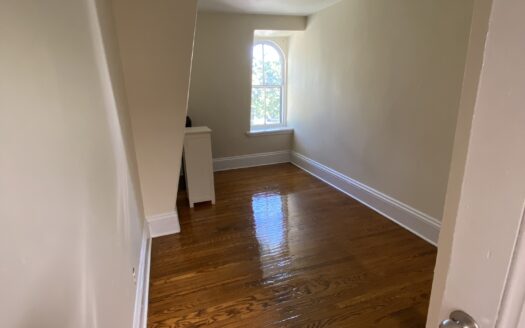 1152 South Park Street near Dalhousie and Saint Mary’s University (SMU) | Classic Victorian-Style 2-Bedroom | South End Halifax $1,995/Month – Available September 7th, 2026
