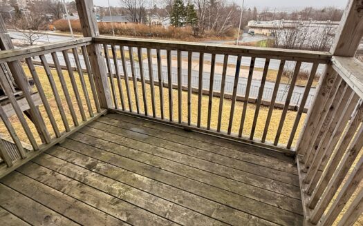 7 Mandaville Court | Beautiful & Spacious 1-Bedroom Apartment | Unit 6 | $1,595/Month – Available September 3rd, 2026