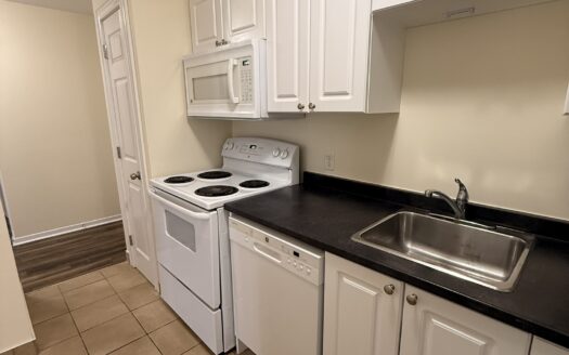 7 Mandaville Court | Beautiful & Spacious 1-Bedroom Apartment | Unit 6 | $1,595/Month – Available September 3rd, 2026