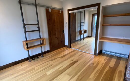 Modern 1-Bedroom Flat in the Historic North End | $2,095/Month – Available August 7th, 2026