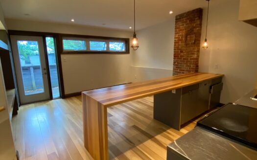 Modern 1-Bedroom Flat in the Historic North End | $2,095/Month – Available August 7th, 2026