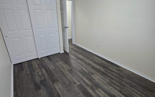 153 North Street | Fully Renovated 2-Bedroom Apartment | Unit 3 $1,695/Month – Available July 1st, 2026