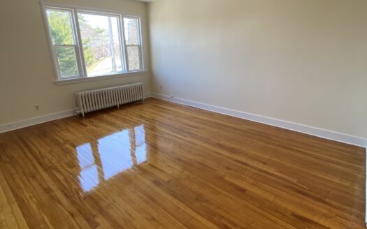 11–13 Fenwood Road | Newly Renovated 2-Bedroom Flat | Unit 3 $1,895/Month – Available September 1st, 2026