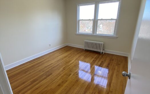 11–13 Fenwood Road | Newly Renovated 2-Bedroom Flat | Unit 3 $1,895/Month – Available September 1st, 2026