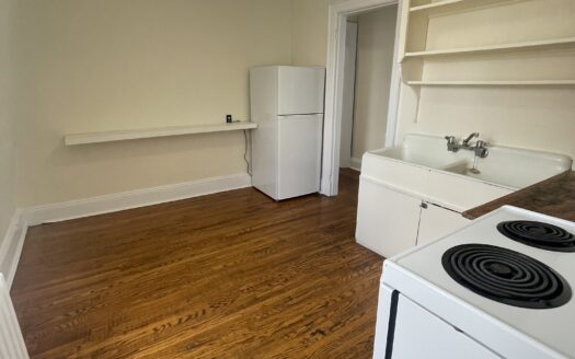 1150 South Park Street near Dalhousie and Saint Mary’s University (SMU) | Classic 2-Bedroom in Victorian-Style Property | Unit 3 $1,995/Month – Available October 1st, 2026