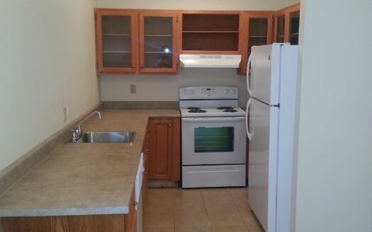 Classic 2-Bedroom Top Floor Flat | Unit 1168 C $2,195/Month – Available September 5th, 2026