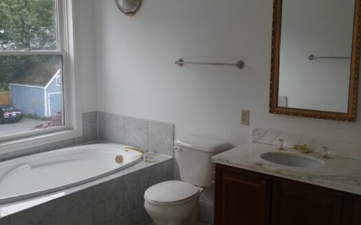 Classic 2-Bedroom Top Floor Flat | Unit 1168 C $2,195/Month – Available September 5th, 2026