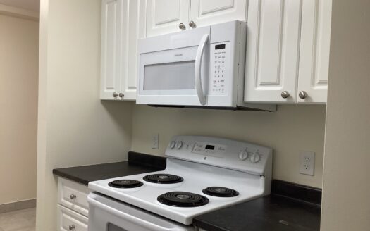 7137 Quinpool Road | Available Suites at 7137 Quinpool Road Scenic Living with Northwest Arm Views | Halifax, NS (Near Armdale Rotary)