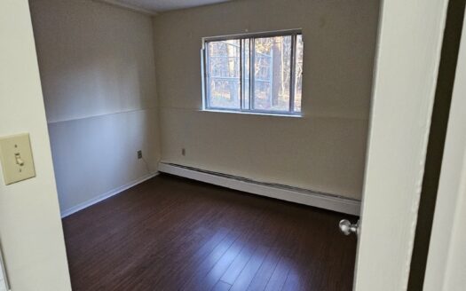 68 Elm Street, Bridgewater | Updated 2-Bedroom with Renovated Kitchen | Unit 13 $1,595/Month – Available October 1st, 2026
