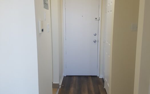 7 Mandaville Court | Beautiful & Spacious 2-Bedroom Apartment | Unit 12 $1,795/Month – Available November 3rd, 2026