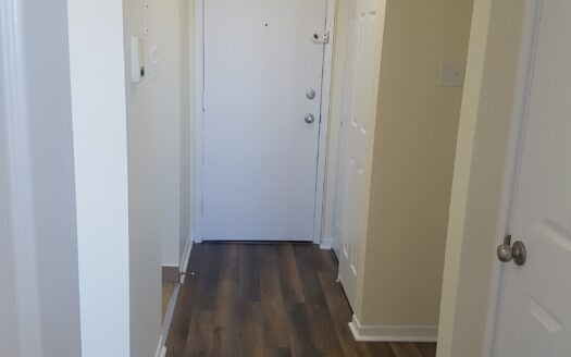 7 Mandaville Court | Beautiful & Spacious 2-Bedroom Apartment | Unit 12 $1,795/Month – Available November 3rd, 2026