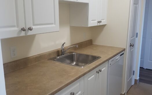 7 Mandaville Court | Beautiful & Spacious 2-Bedroom Apartment | Unit 12 $1,795/Month – Available November 3rd, 2026