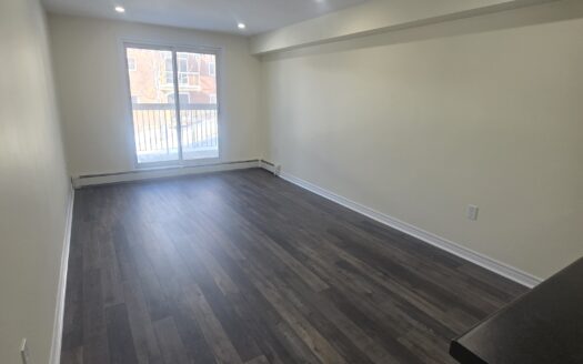 Renovated Waterfront 1-Bedroom | Harbourshore Apartments (Unit 341) $1,595/Month – Available December 1st, 2026| $1595.00 | Available May & July