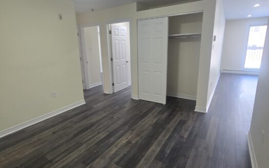 Renovated Waterfront 1-Bedroom | Harbourshore Apartments (Unit 341) $1,595/Month – Available December 1st, 2026| $1595.00 | Available May & July