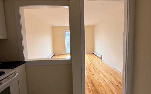 28 Frederick Ave | Central Fairview | Bright 1-Bedroom in Central Fairview | Unit 305 $1,595/Month – Available November 1st, 2026