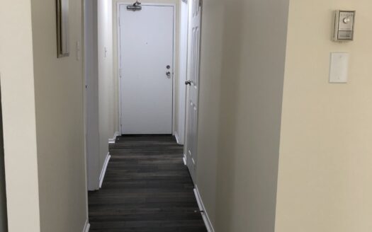 249 Windmill Road | Waterfront Bachelor | Unit 419 $1,495/Month β Available December 3rd, 2026